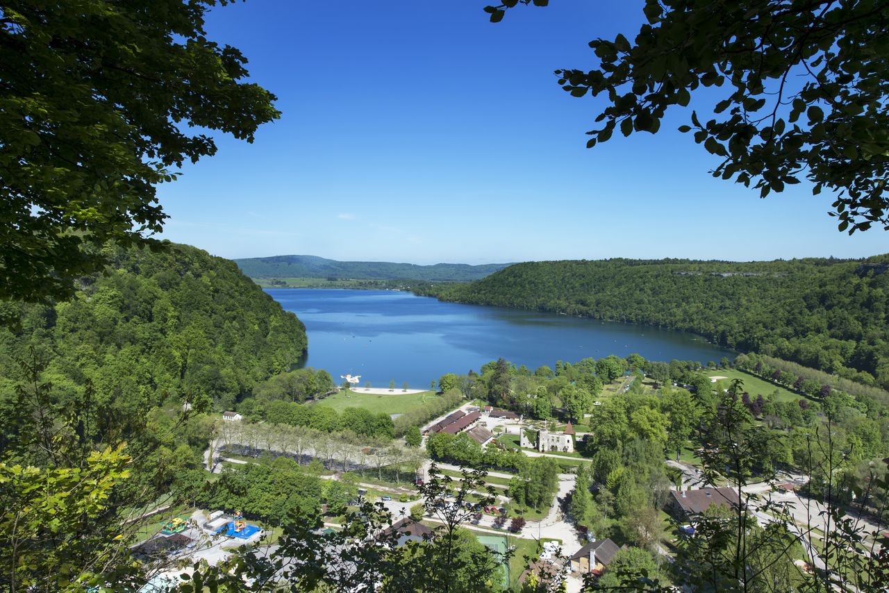 Paysage Lacs Lac de Chalains Lac_chalains3